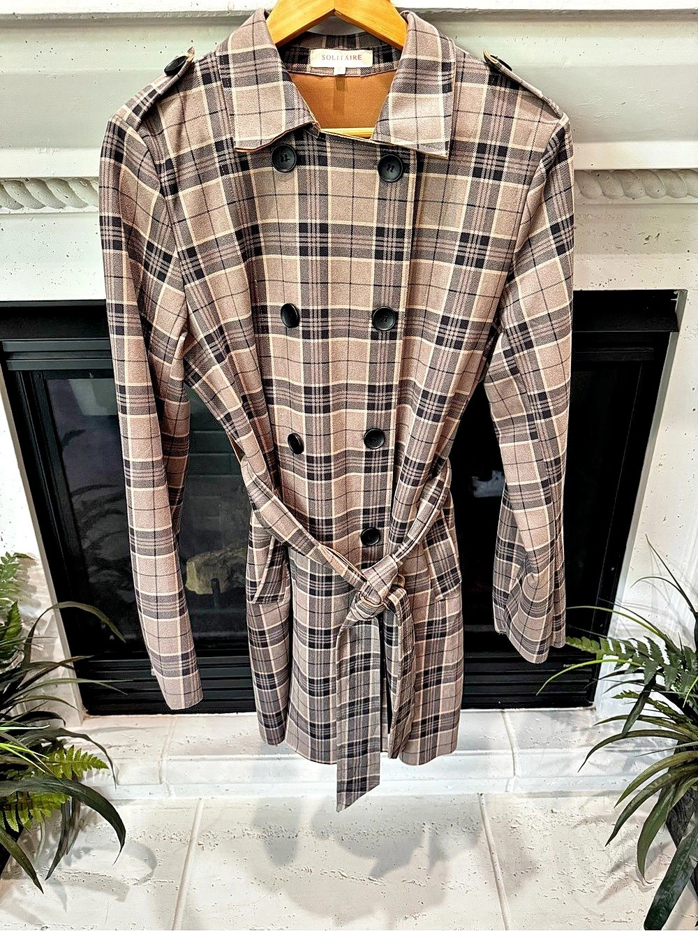 Solitaire Plaid Trench Coat in Brown & Gray Size Large